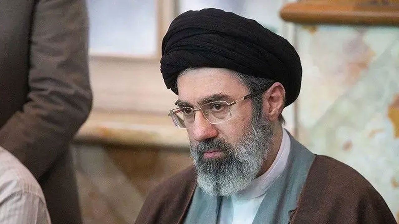 Hamaney’den ABD mesajı! Düşman yenilgiye uğradı