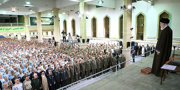 Hamaney’den orduya ‘kapasiteyi artırın’ talimatı