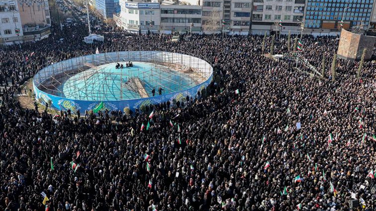 Hamaney’in cenaze programı belli oldu