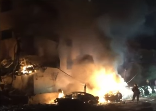 Hamaney’in intikamı alınıyor: İran füzeleri Tel Aviv’i cehenneme çevirdi!