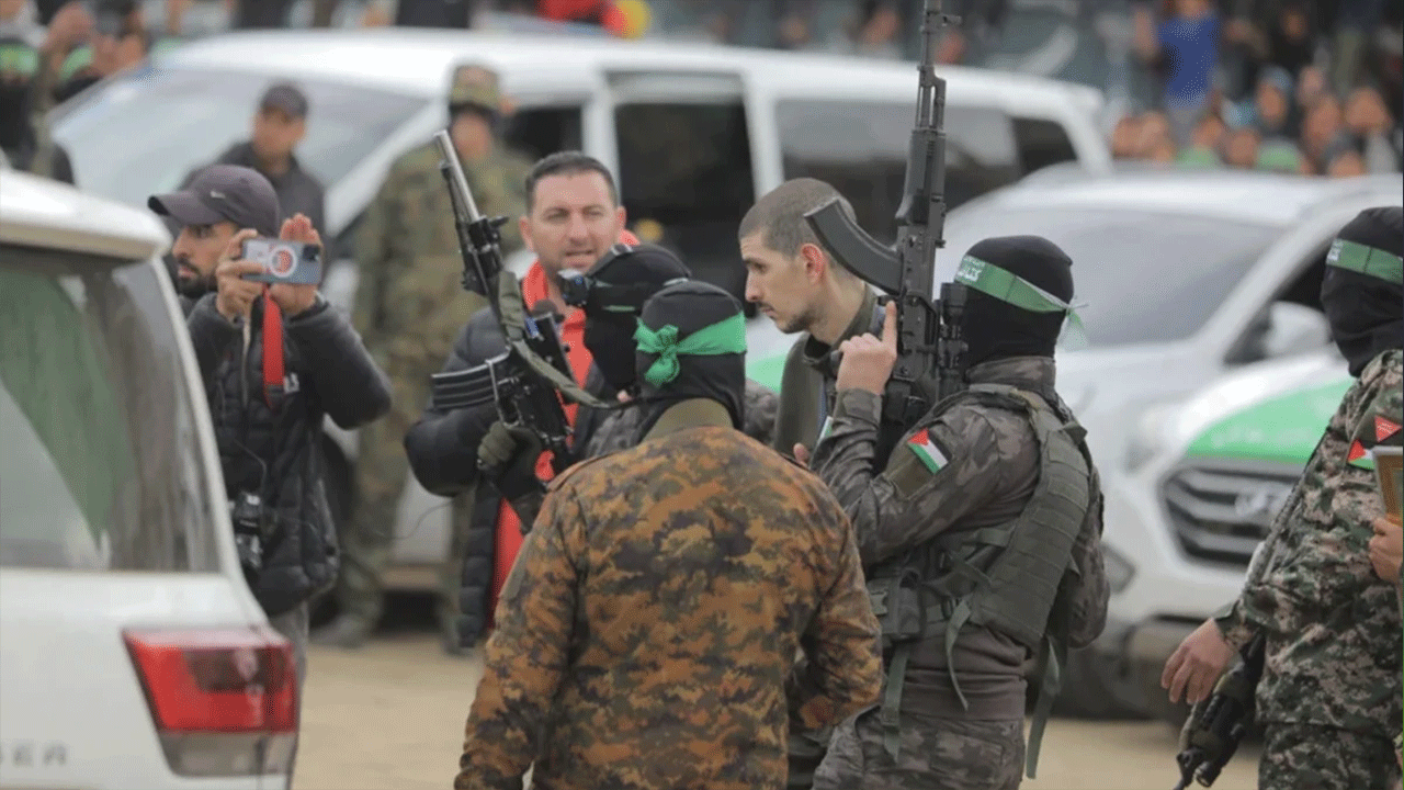 Hamas esir takasını durdurdu!