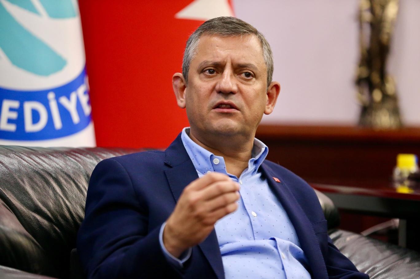 Hamas'la ilgili bir öyle bir böyle! Son kararın ne Özgür Özel?