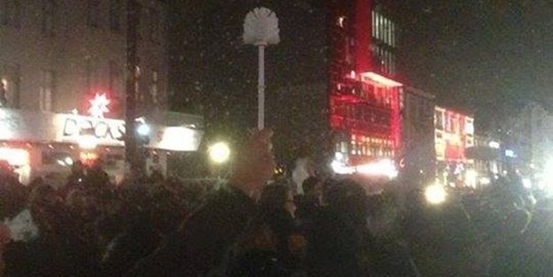 Hamburg'un simgesi tuvalet fırçası