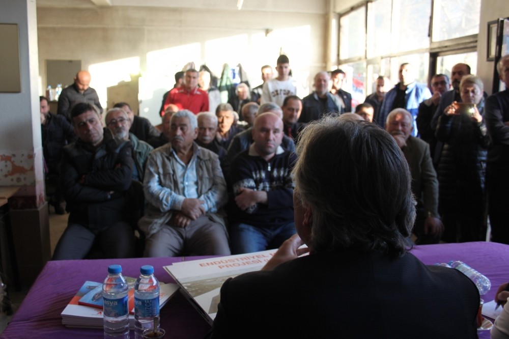 Hamdi Ayan: “Bugün aynı senaryo yine devrede” 