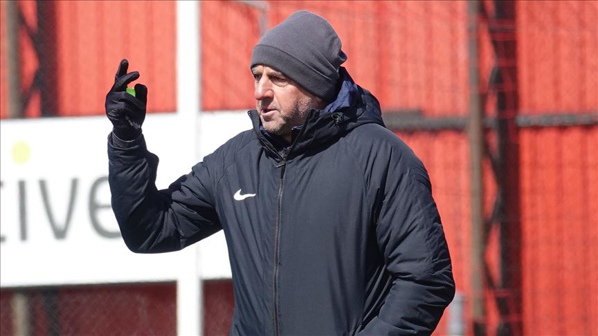 Hamza Hamzaoğlu'ndan 'ligler ertelensin' çağrısı