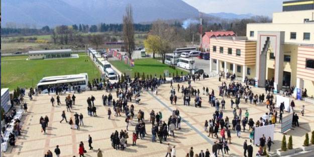 Hangi üniversite yüz yüze eğitime devam ediyor? Hangi üniversite uzaktan eğitime geçti?