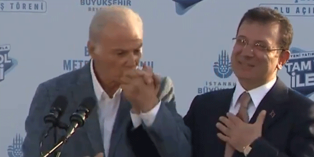 Hani sanatçı dediğin yandaş olmazdı! Ediz Hun ve Ekrem öpmelere doyamadı