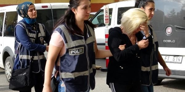 'Hanımağa'nın fuhuş çetesine operasyon! Enselendiler