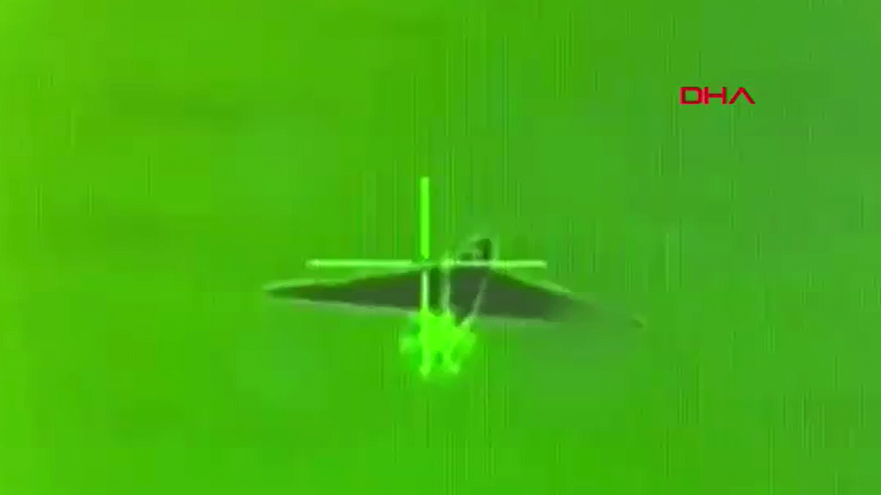 Hareketli saatler! 60'dan fazla savaş uçağı havalandı