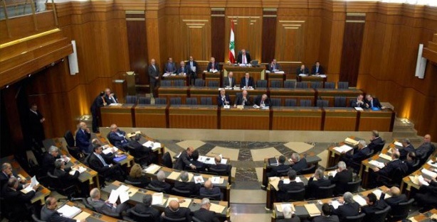 Hariri, Lübnan için devrede