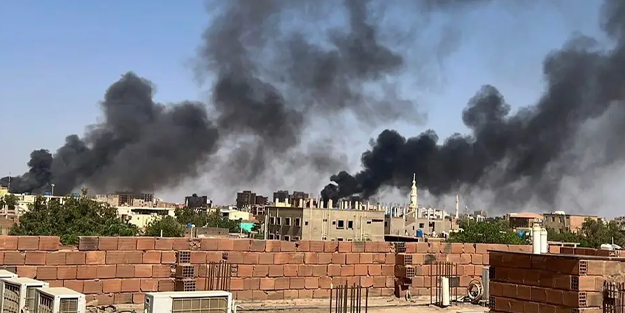 Hartum’da hastaneler mezarlığa döndü!