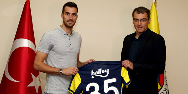 Fenerbahçe'nin yeni kalecisi Harun'dan Volkan Demirel açıklaması!