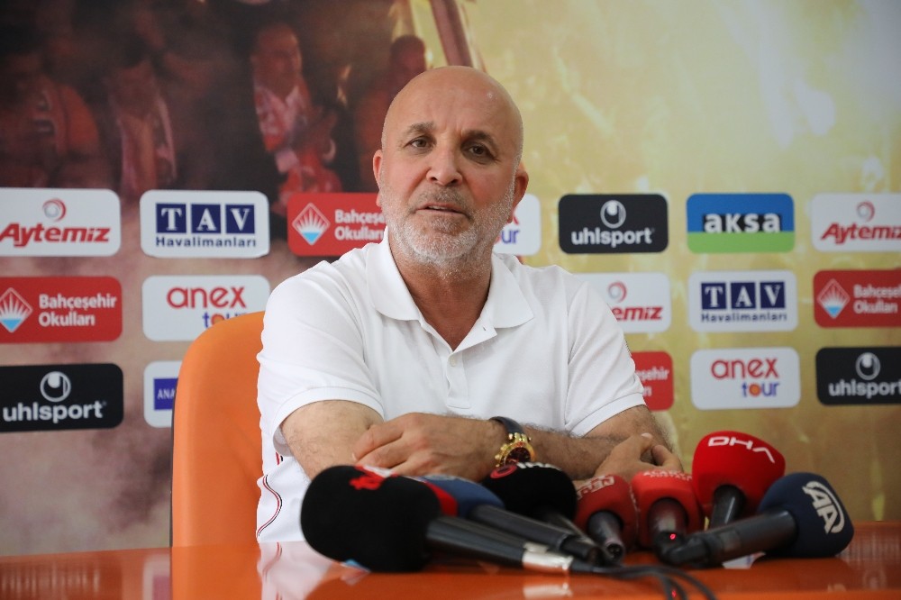 Hasan Çavuşoğlu: 