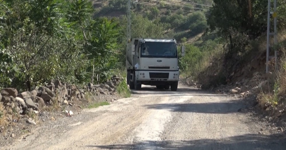Hasan Dağı’nda asfaltlama çalışması başladı 