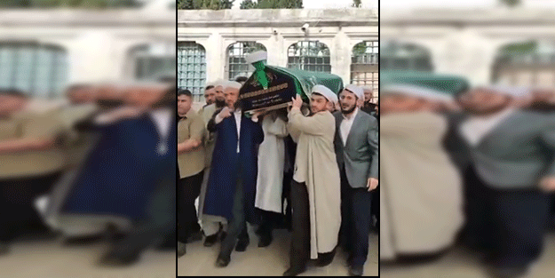 Hasan Efendi Hazretleri'nin (k.s.) cenazesi Fatih Camii'ne getirildi!