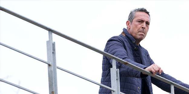 Hasan Emrah Savcı'dan, Ali Koç'a yaylım ateşi... 'Bu saatten sonra Fenerbahçe Kulübü Başkanı değilsiniz!'