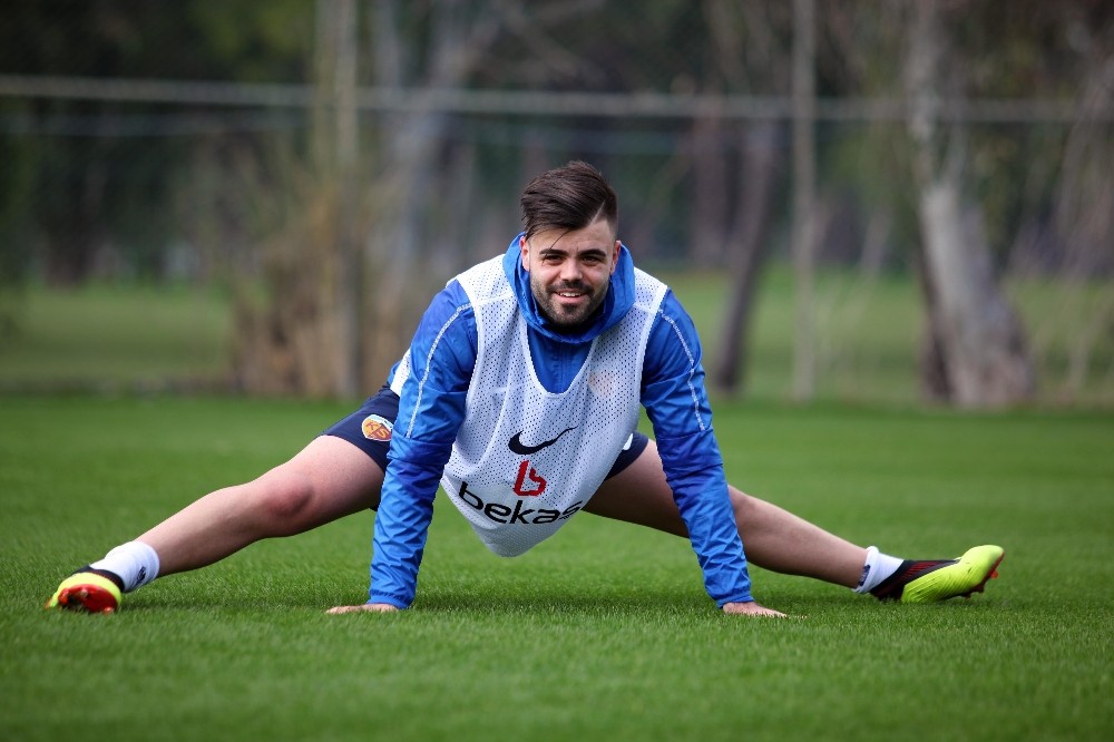 Hasan Hüseyin’e Milli davet 