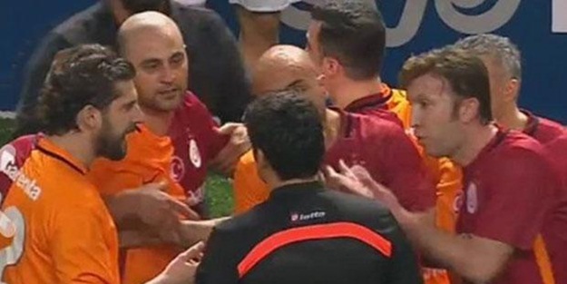 Hasan Şaş kırmızı kart gördü, olaylar çıktı!