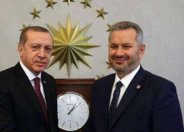 Hasan Turan, Özgür Özel’e vurdu Milli Gazete bağırmaya başladı! Ahmet Hakan gereken cevabı verdi