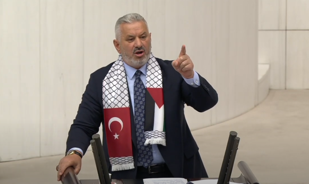 Hasan Turan TBMM’de bir konuştu Pir konuştu! Özgür Özel’in ayarını bozdu muhalifleri ayağa kaldırdı. "Türkiye'yi Gazze üzerinden yıpratmak, siyonist akla hizmet etmektir"
