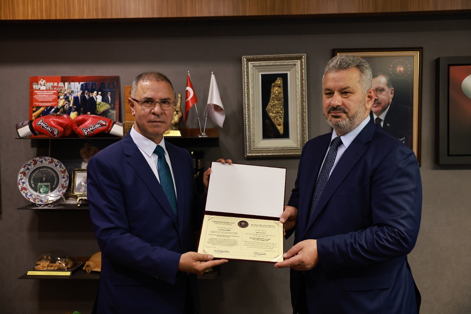 Hasan Turan’a Filistin Devleti’nden büyük ödül!