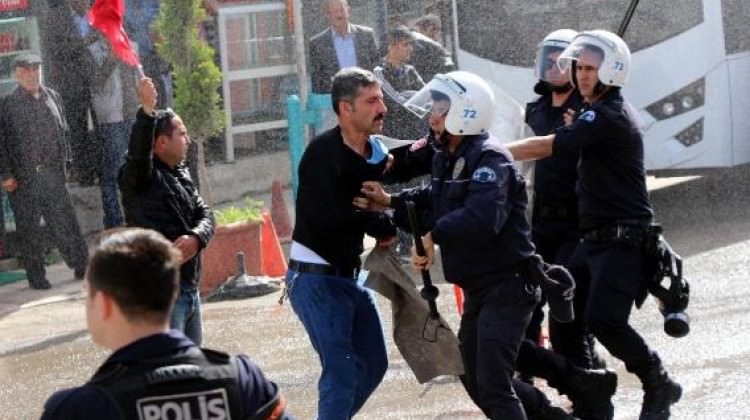 Hasankeyf ilçesinde gerginlik! Polis müdahale etti