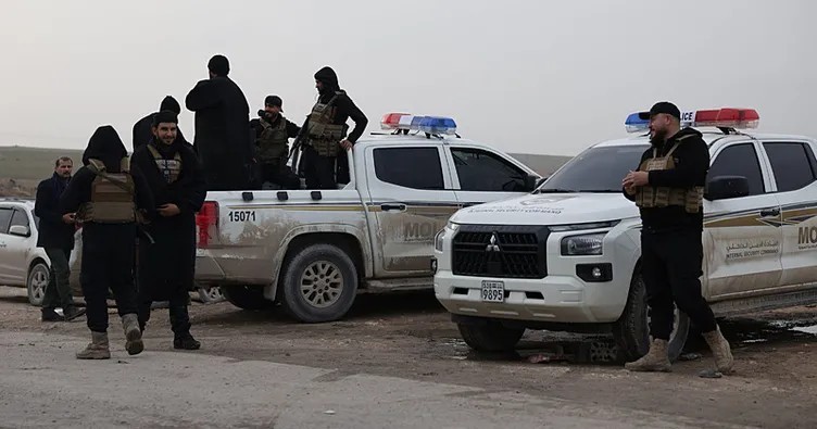 Haseke’de geri sayım başladı! Suriye ordusu terör örgütü YPG’nin kalbine girmek için tetikte bekliyor
