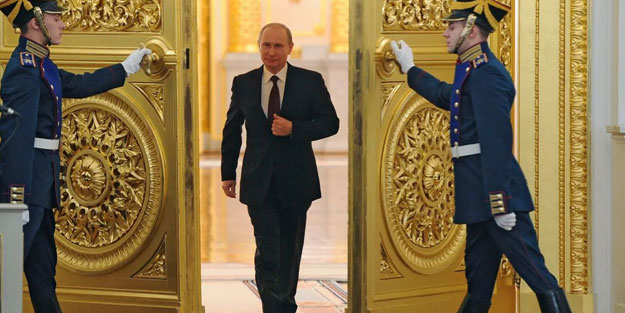 Hasta olduğu iddia edilen Putin'i Lavrov'a sordular! Cevap son derece zekice