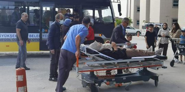 Hastalanan yolcuyu otobüs şoförü hastaneye götürdü