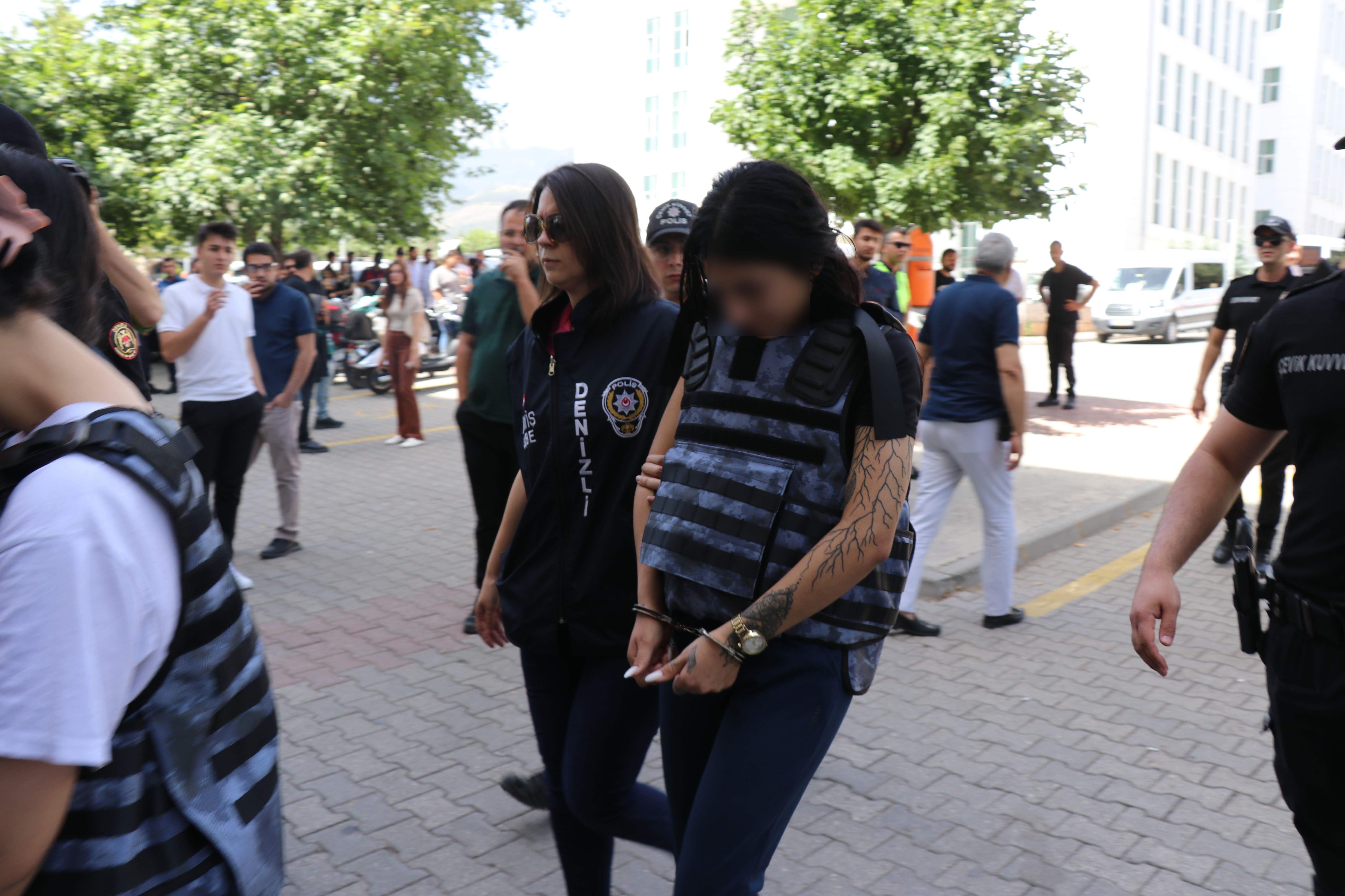 Hastane bahçesindeki silahlı saldırıda gözaltına alınan 7 şüpheliden 3’ü tutuklandı