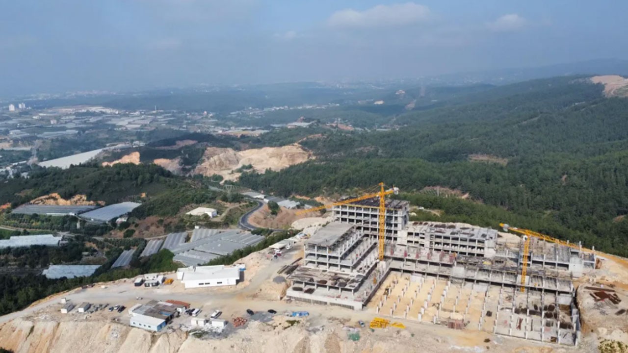 Hastane inşaatının ihalesinde usulsüzlük tespit edildi! İhale el değiştirdi, ünlü şirkete kaldı