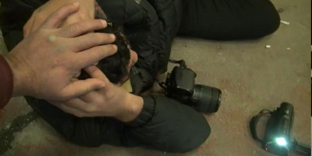 Hastanede karşılaşan husumetli ailelerin kavgasında 4 kişi yaralandı