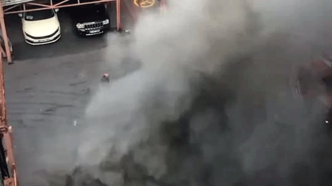 Hastanede korkutan yangın! Müdahale sürüyor