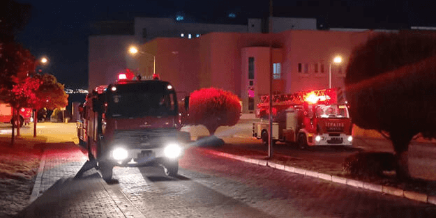 Hastanedeki yangın büyümeden söndürüldü