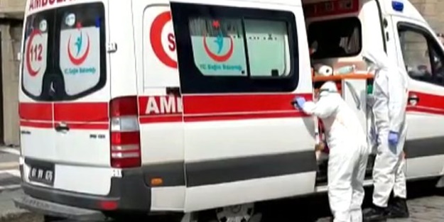 Hastaneden kaçan koronavirüs hastası bankada yakalandı