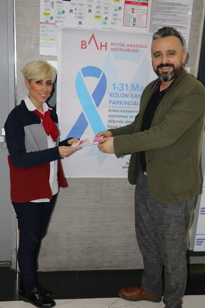Hastaneden kolon kanserine farkındalık etkinliği 