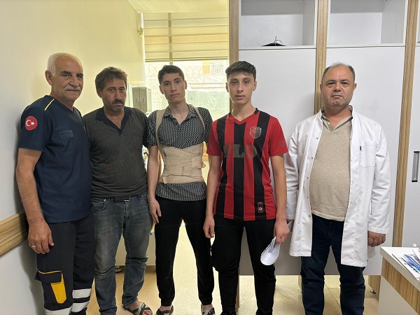 Hastaneye felçli girdi, yürüyerek çıktı