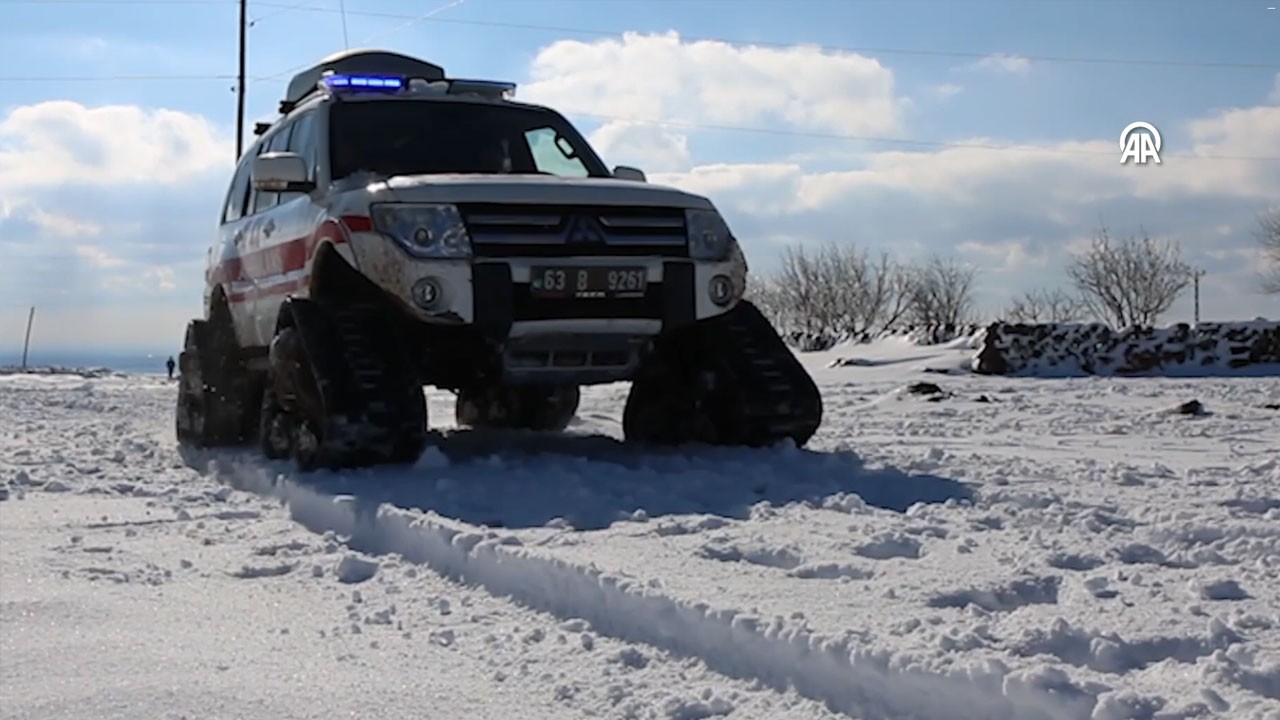 Hastaya paletli ambulansla ulaştılar
