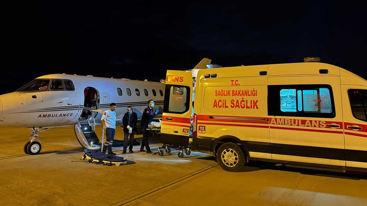 Hastayı rehin alan kafa bunu anlayamaz! Ambulans uçak havalandı