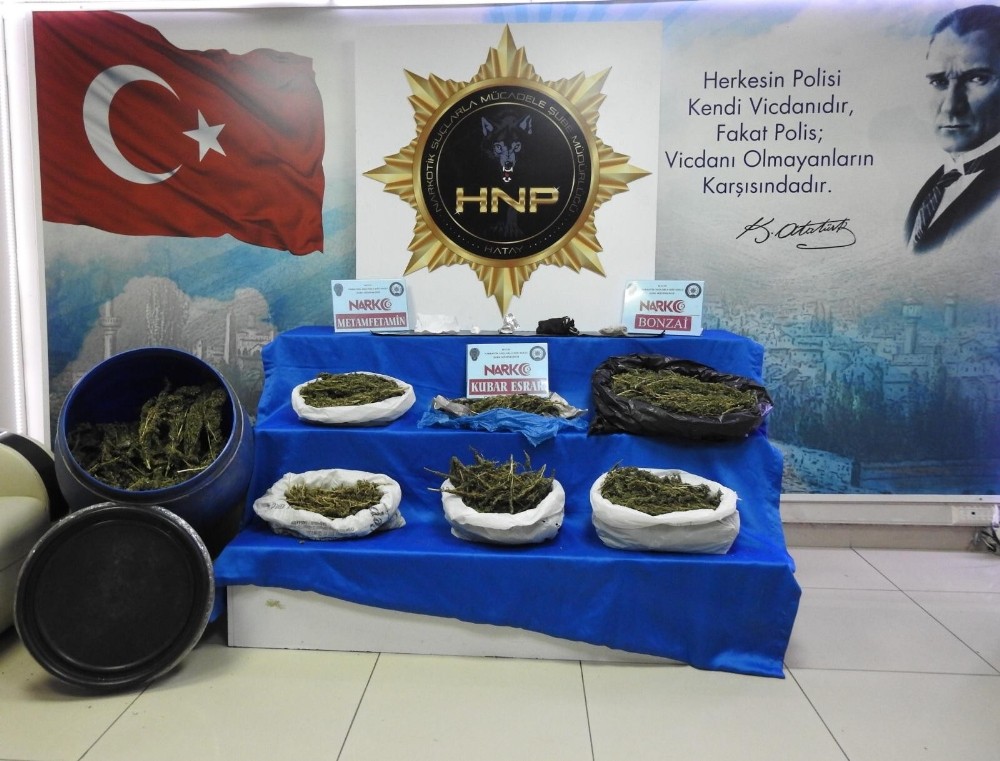 Hatay merkezli uyuşturucu operasyonunda 2 gözaltı 