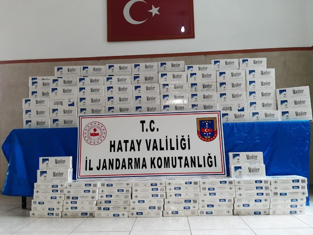 Hatay sınırında 5 bin 250 paket gümrük kaçağı sigara ele geçirildi 