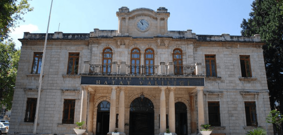 Hatay Valiliğinden elektrik ve su kesintileriyle ilgili sabotaj iddialarına ilişkin açıklama: Sabotaj ihbarı doğru değil!
