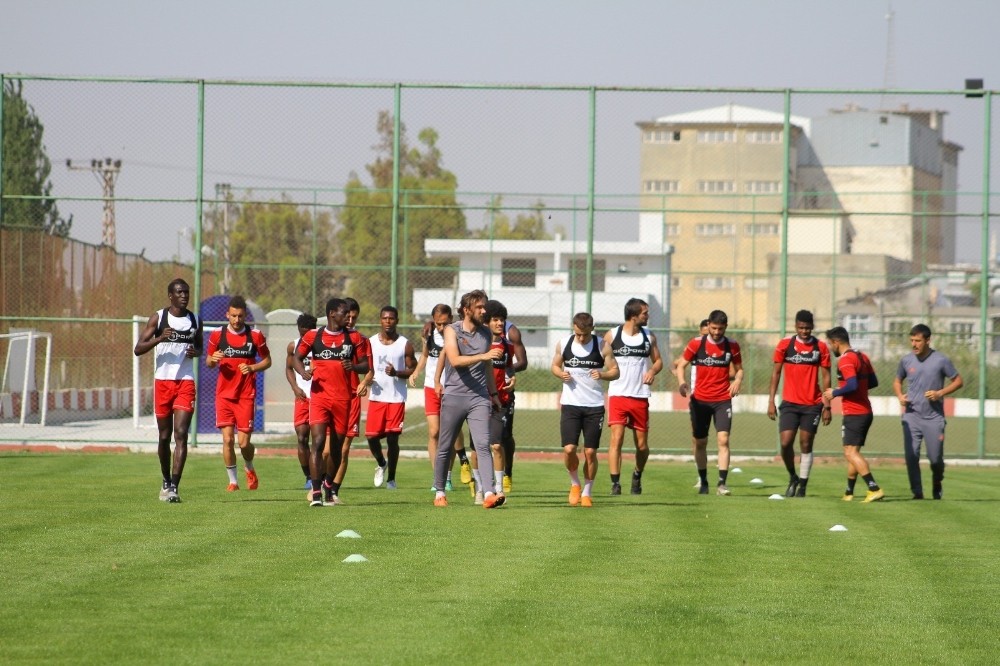 Hatay’da Balıkesirspor Baltok mesaisi sürüyor 