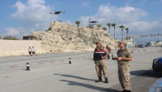 Hatay’da jandarmadan ’drone’li trafik denetimi