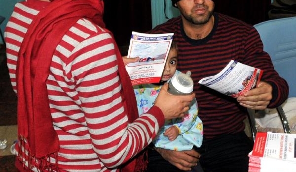 Hatay'da kardeşine el ilanıyla kardeşine 'karaciğer' arıyor