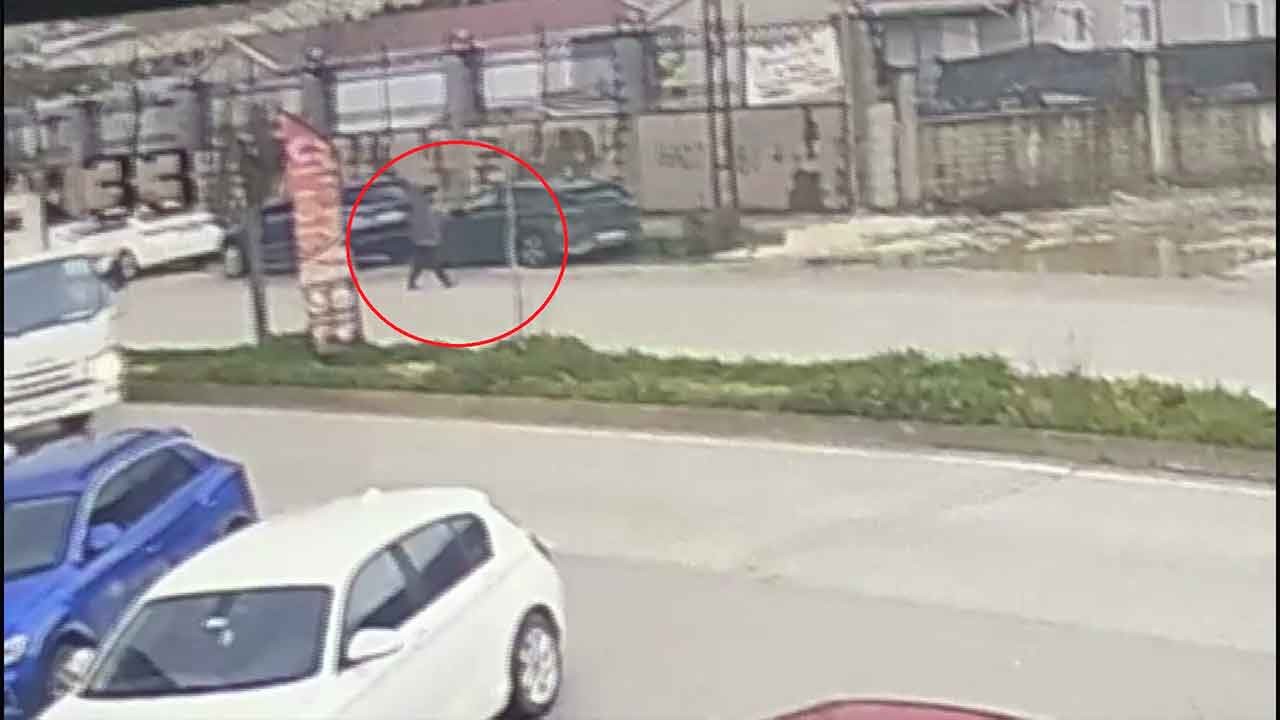 Hatay'da korku dolu bekleyiş! Psikolojik rahatsızlığı olan genç sinekliği parçalayıp sırra kadem bastı!