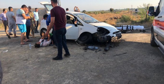 Hatay'da otomobil şarampole yuvarlandı: 3'ü çocuk 5 kişi yaralı