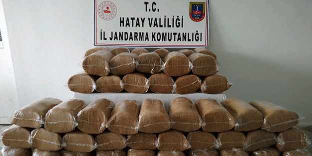Otomobilde 310 kilogram kaçak tütün ele geçirildi
