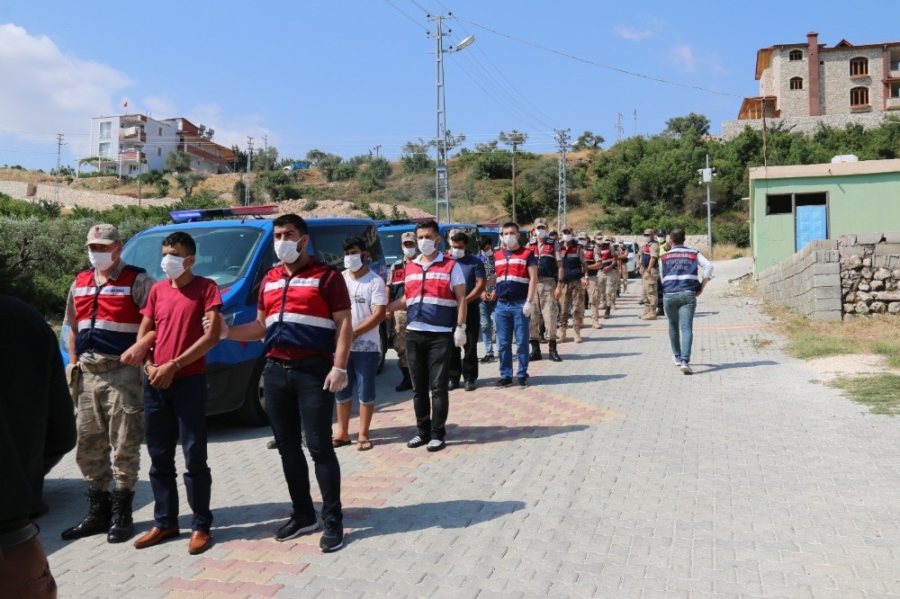 Hatay’da suç örgütü operasyonu: 17 gözaltı 