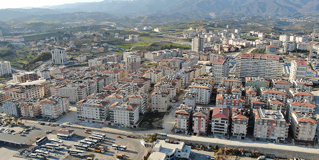 Hatay'ın o mahallesinde bir bina bile yıkılmadı!